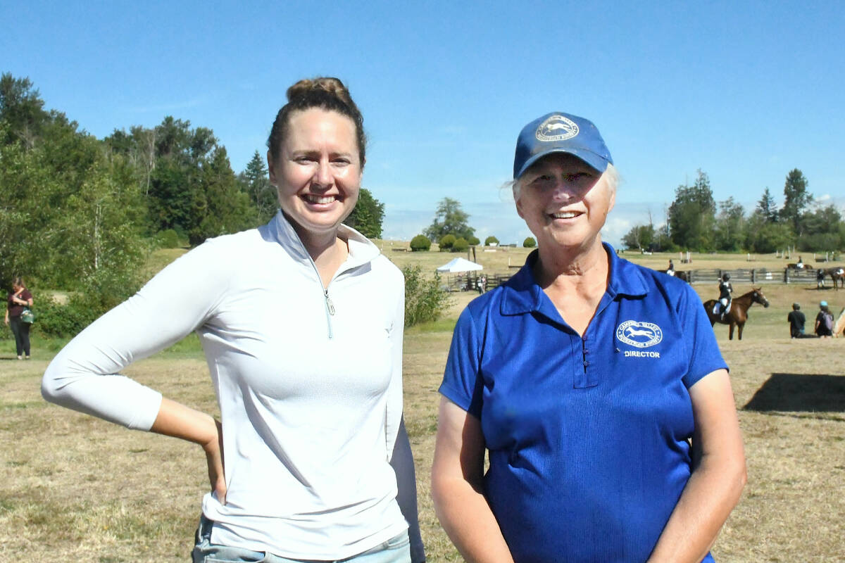 Elizabeth Penner (left) is a rider competing in the horse trials this weekend. Carol McDonald (right) is the president of the Campbell Valley Equestrian Society. (Kyler Emerson/91原创 Advance Times)