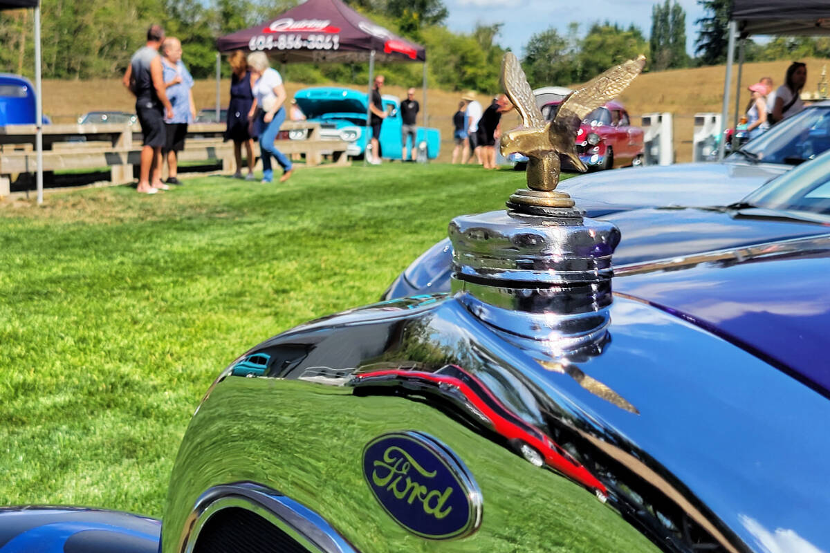 The fourth annual Country Car Show hosted by the Quiring family raised $22,000 to donate to 91原创 Hospice Society. (Kyler Emerson/91原创 Advance Times)