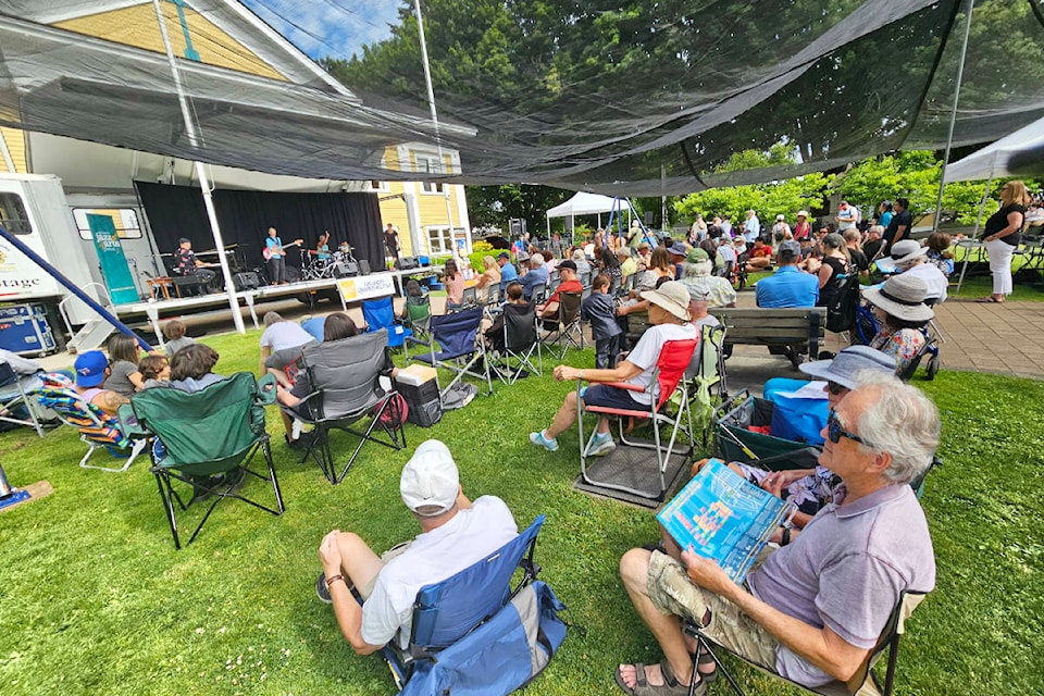 33635377_web1_230722-LAT-DF-Jazz-Day-3-_4