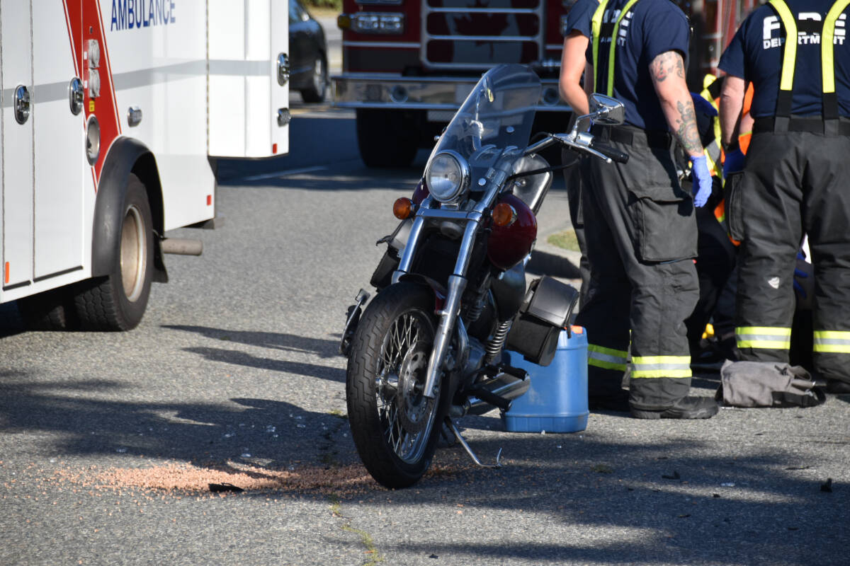 33650786_web1_230818-LAT-RH-MotorcycleCrash-Curtis_9
