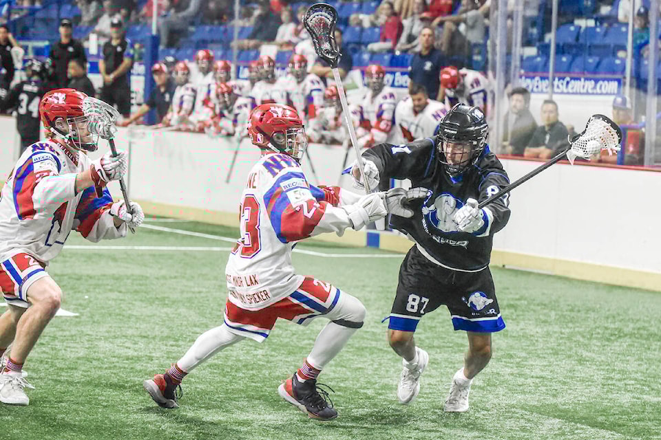91ԭ Thunder forward Chase Scanlan’s goal at 8:58 of the 10-minute overtime Tuesday night at 91ԭ Events Centre in Game 4 of the best-of-seven WLA series produced a 6-5 win, and tied it at two games apiece. (Ryan Molag, 91ԭ Events Centre/Special to 91ԭ Advance Times)