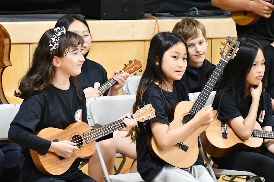 Students of the 91ԭ Ukulele Ensemble’s 17th annual summer camp performed at 91ԭ Fundamental Elementary on Friday, Aug. 25. (Kyler Emerson/91ԭ Advance Times)