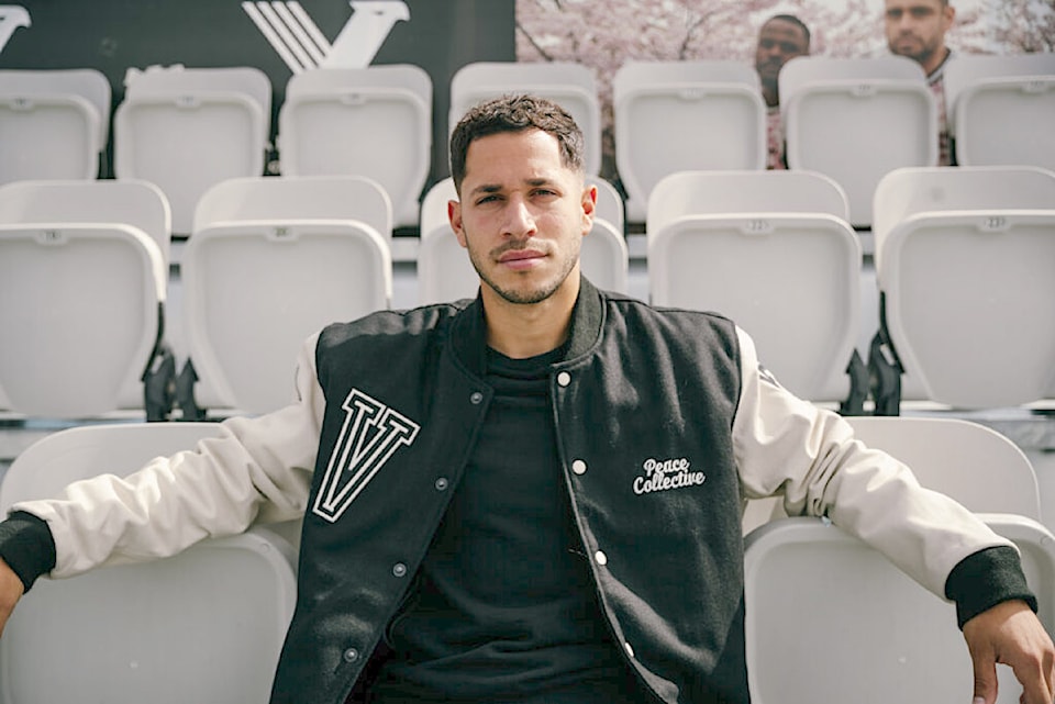 ricci-signing-photos-bchevalier-image-18-1024x683