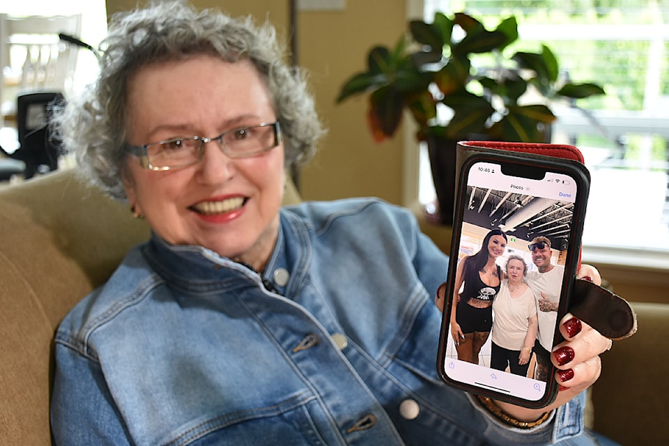 Helene Levasseur Charron is searching for the two people she credits for saving her life when she started choking on a piece of meat at a restaurant. 