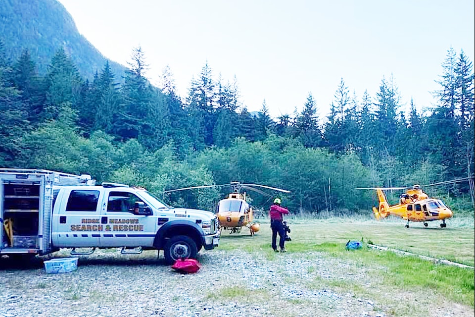 Ridge Meadows Search and Rescue, with help from Coquitlam Search and Rescue and Talon Helicopters, rescued a hiker in distress on Golden Ears Mountain.
