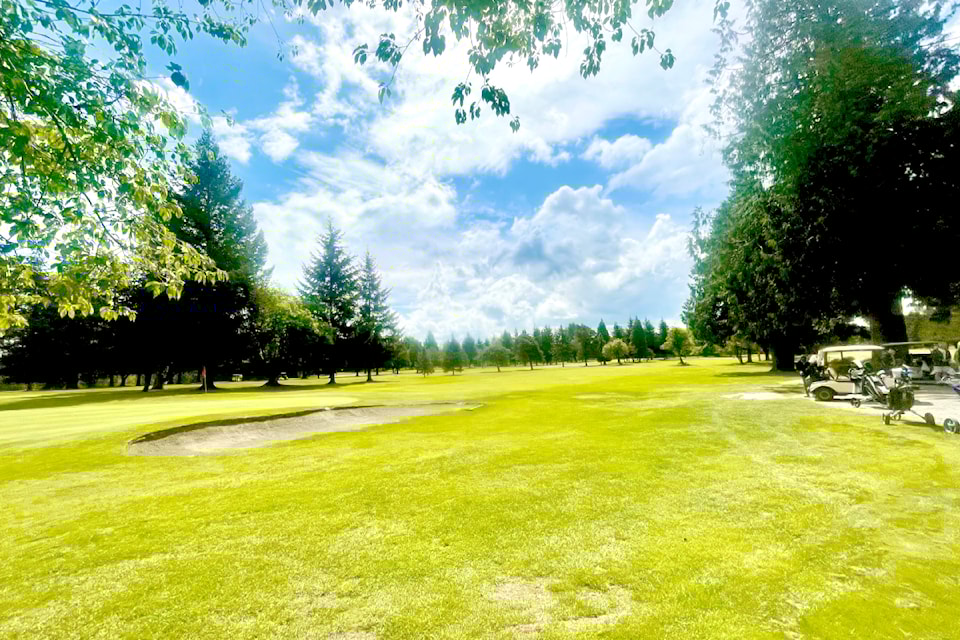 250510-mrn-rh-letterpaleygolfcourse3
