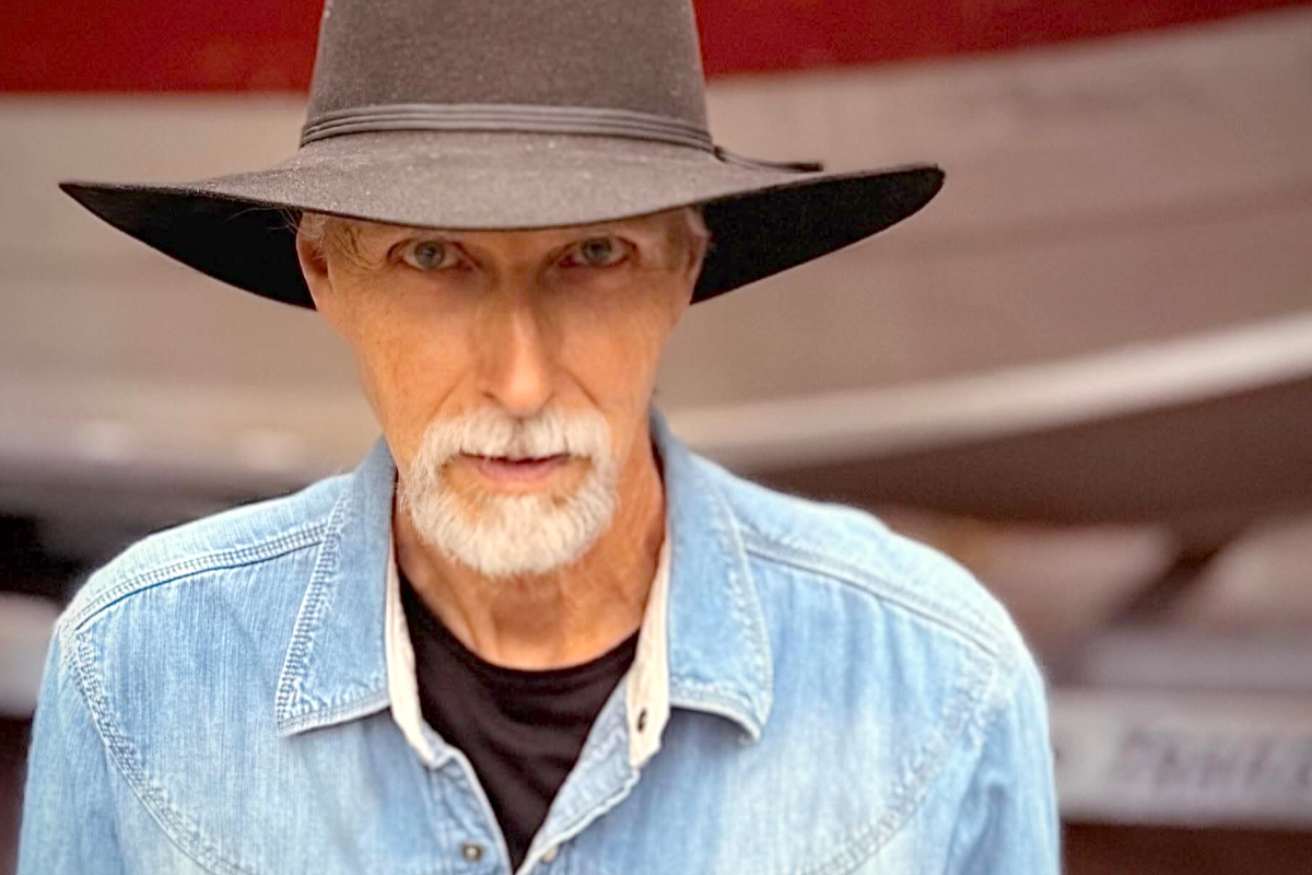 VIDEO: Tippe returns to country stage for one night only