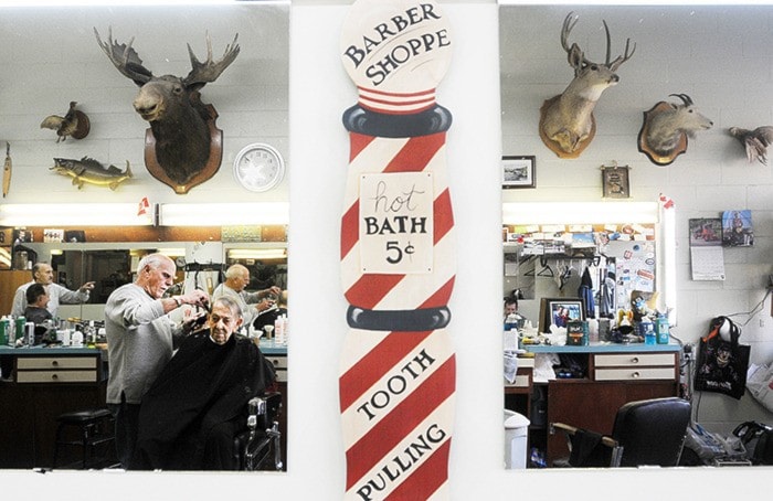 41790mapleridgebarbershop11211c