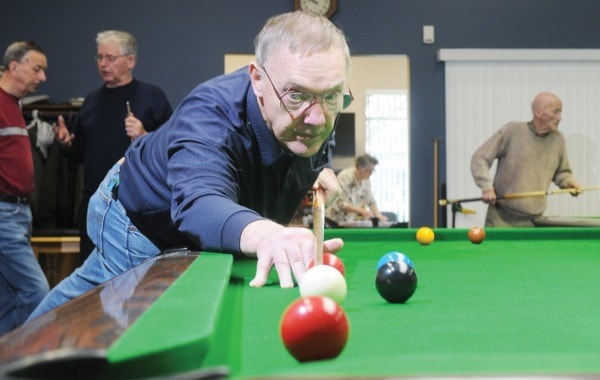 46545mapleridgeseniorssnooker03011c