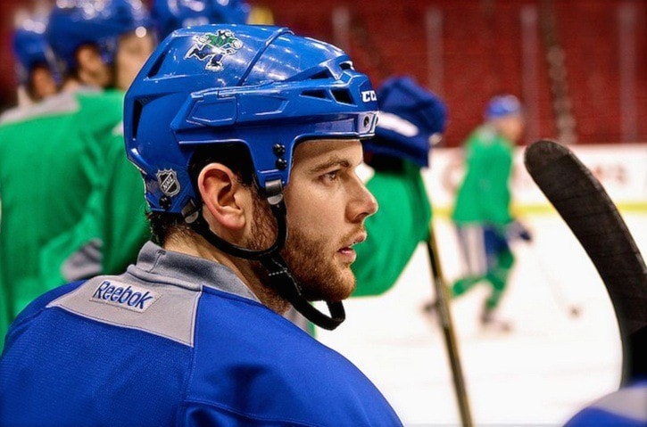 78097BCLN2007ZackKassian-Canuckspractice2012