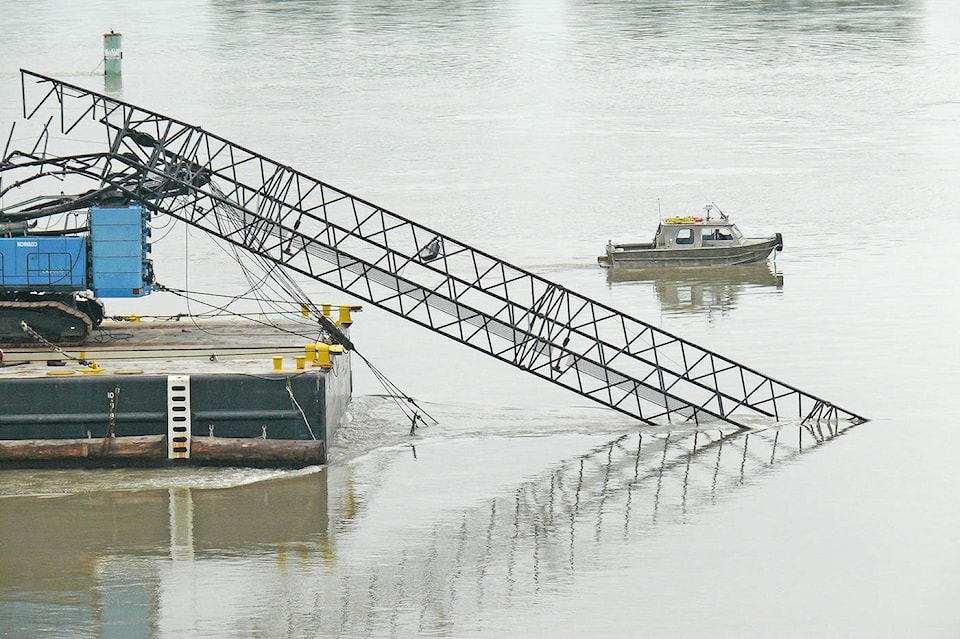 web1_170531-LAT-bridge-damage-crane-main