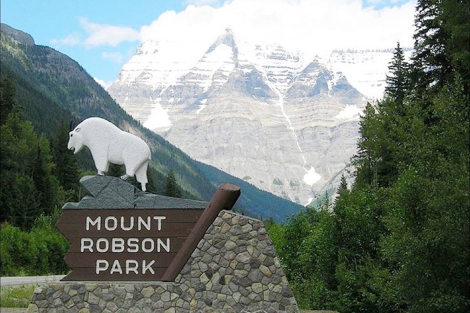 11608125_web1_180425-BPD-M-Mount_Robson_Park