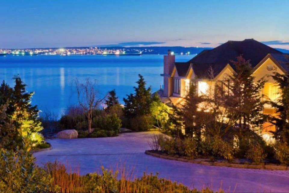 11829546_web1_180510-BPD-M-Most-Expensive-Homes-in-Canada-cover-picture-768x509