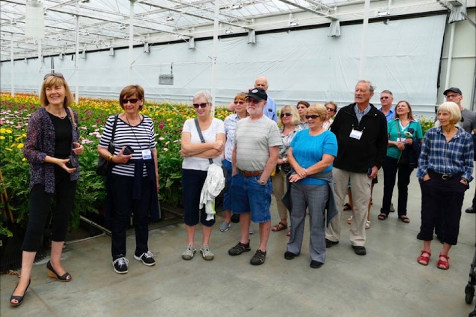 13314725_web1_180828-MRN-M-PROBUS_Hollandia_Group_4x6_0357