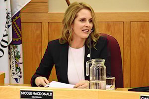 City of Pitt Meadows signs new deal with Chamber of Commerce