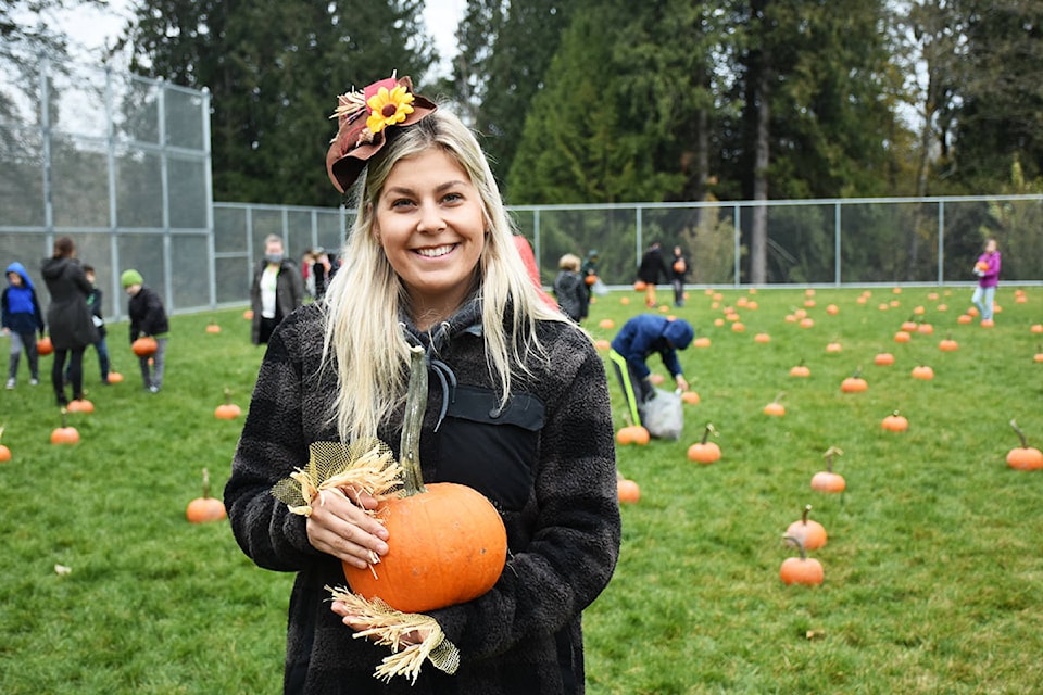 Jennifer Sylte came up with the idea to bring the pumpkin patch to the school’s back field. (Ronan O’Doherty/ THE NEWS)
