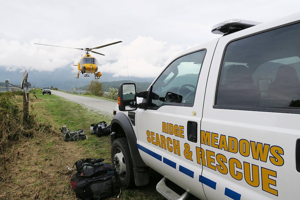 26752262_web1_211007-MRN-CF-search-and-rescue-training-hover_2
