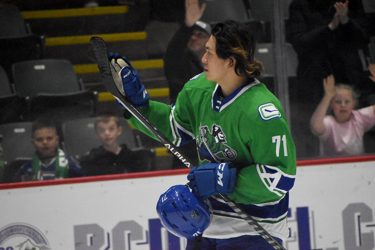 28751557_web1_220414-ABB-canucks-5_1