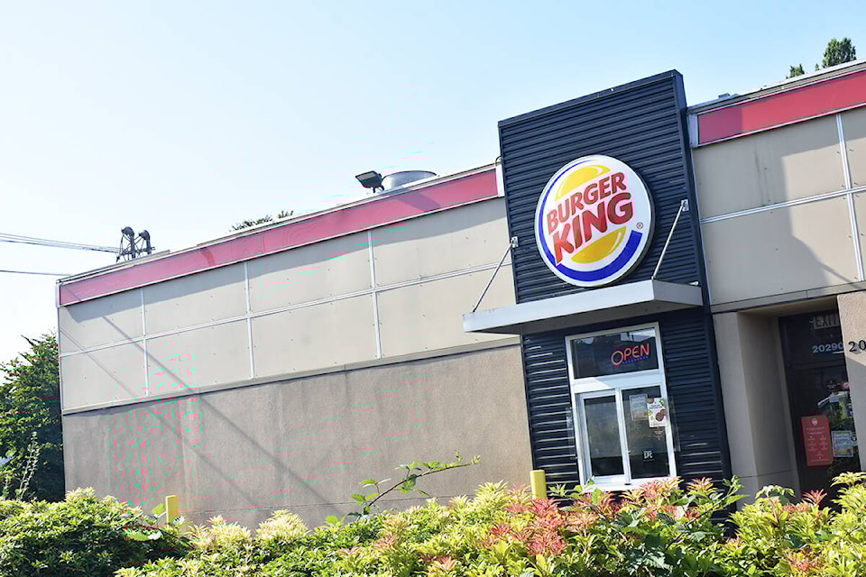 29909238_web1_220727-LAT-MC-DrunkMountie-Burger-King_4