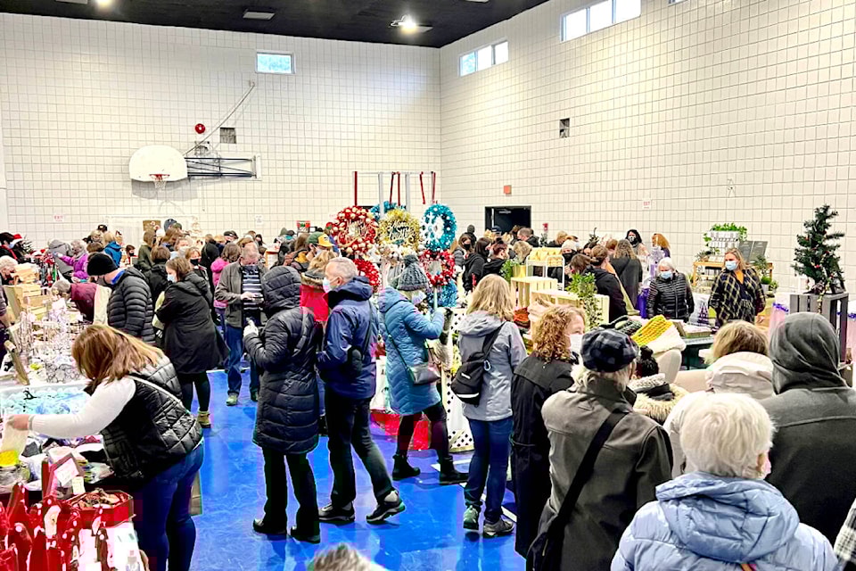 Thousands expected to flock to Maple Ridge Christmas Craft Fair Maple