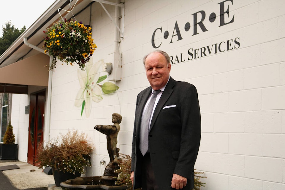 31340436_web1_221214-GNG-Langford-funeral-home-shutdown-buckley_1
