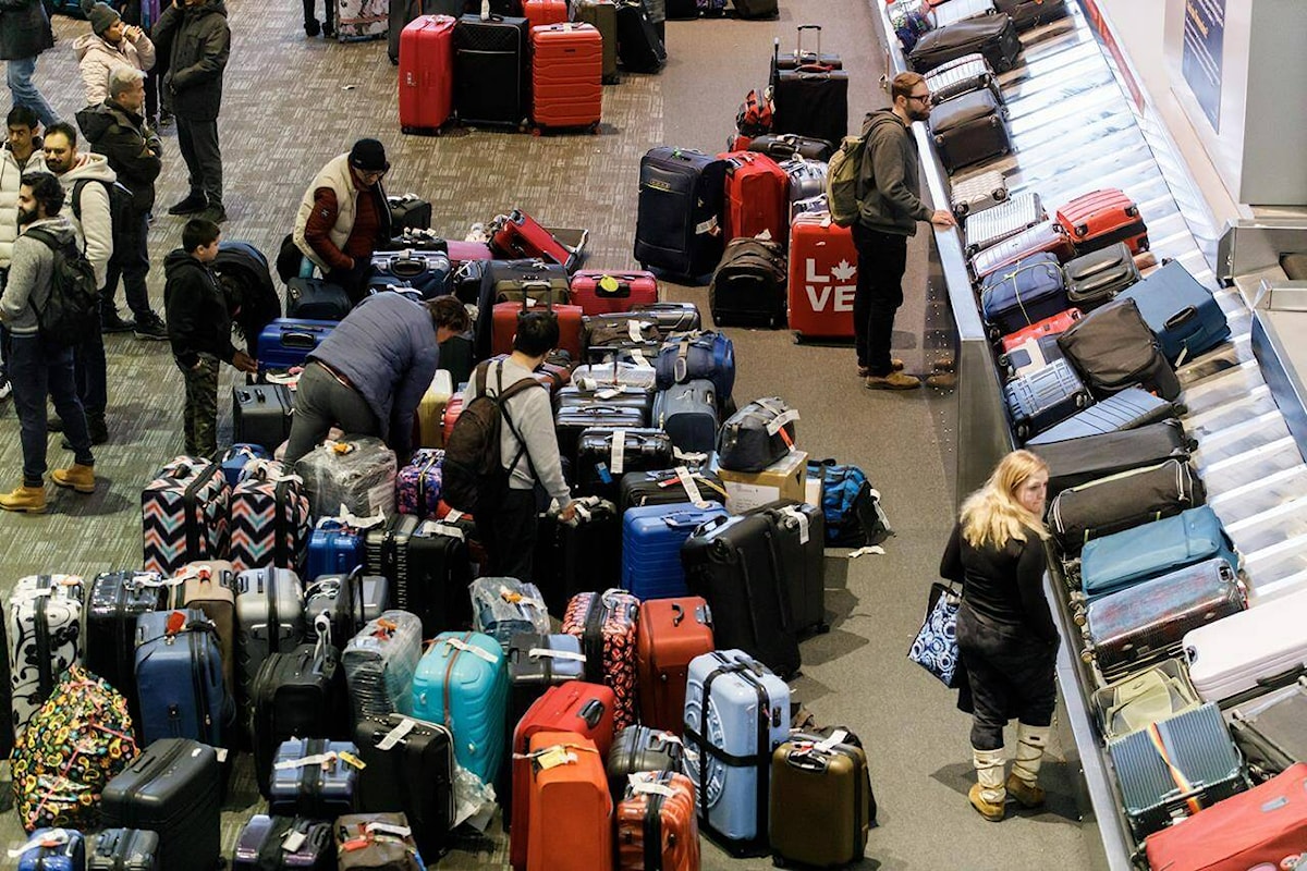 Holiday passengers arriving without bags as Toronto Pearson