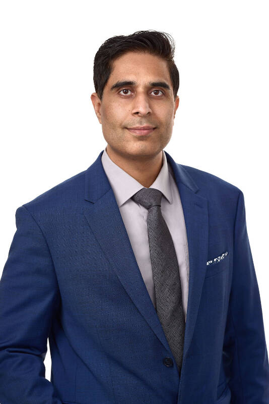 Navi Antil is a member of various organizations including the Indo-Canadian Business Association and is a family man who spends his leisure time with his family, playing soccer or the occasional round of golf.
