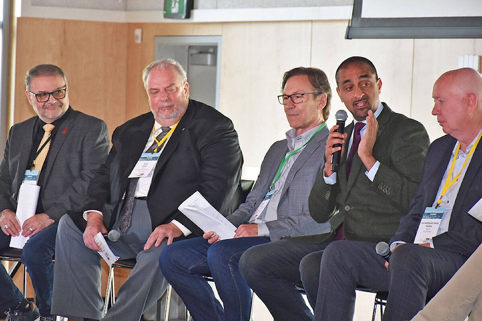 Maple Ridge Mayor Dan Ruimy, Ron Rapp of the Homebuilders Association of Vancouver, Rick Illich of Townline Homes, housing minister Ravi Kahlon and Mike Hurley, Mayor of Burnaby. (Neil Corbett/The News)