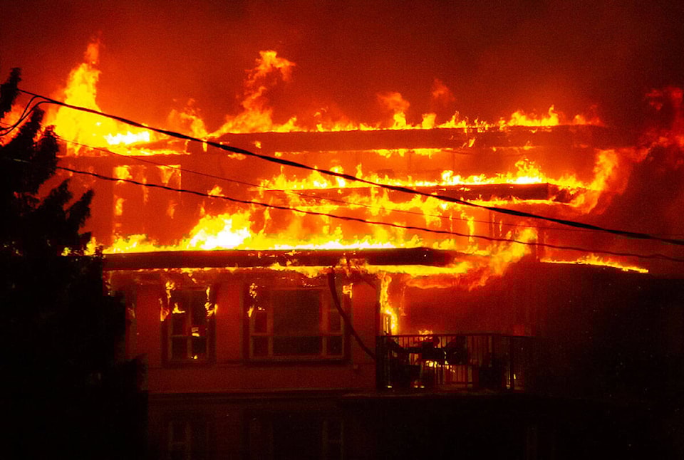 32998618_web1_230612-MRN-NC-fire-update-pic_1