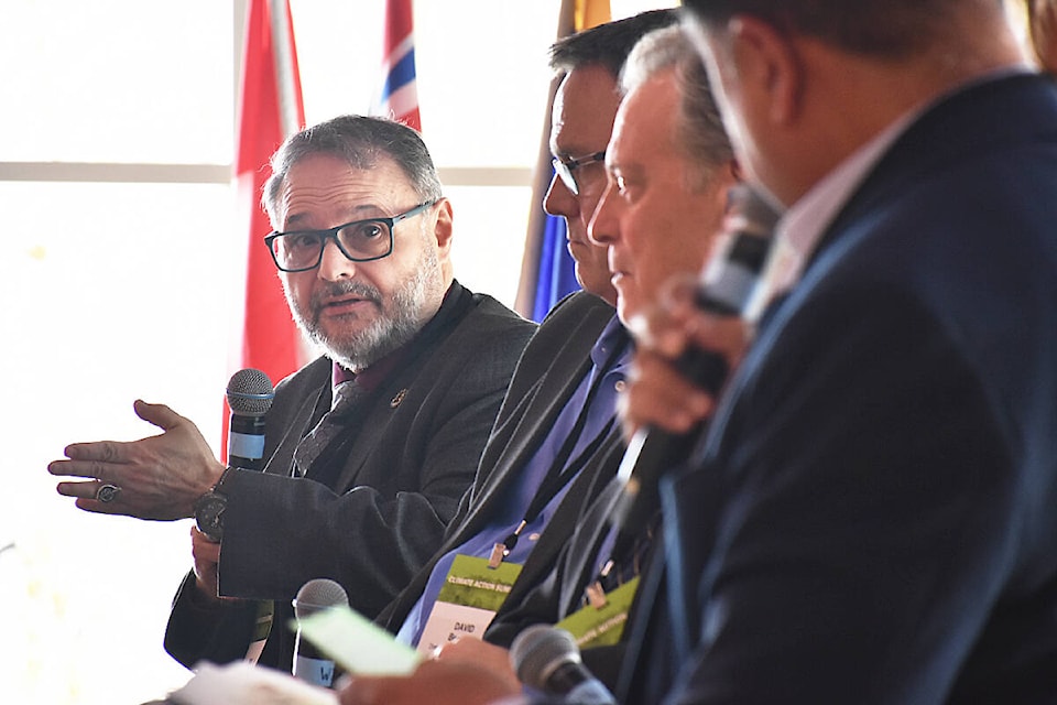 33379524_web1_230413-MRN-CF-Mayor-climate-task-force-Ruimy_1