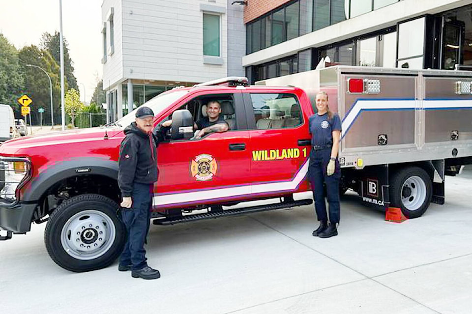 33664628_web1_230821-MRN-CF-Pitt-Meadows-fire-wildfires_1