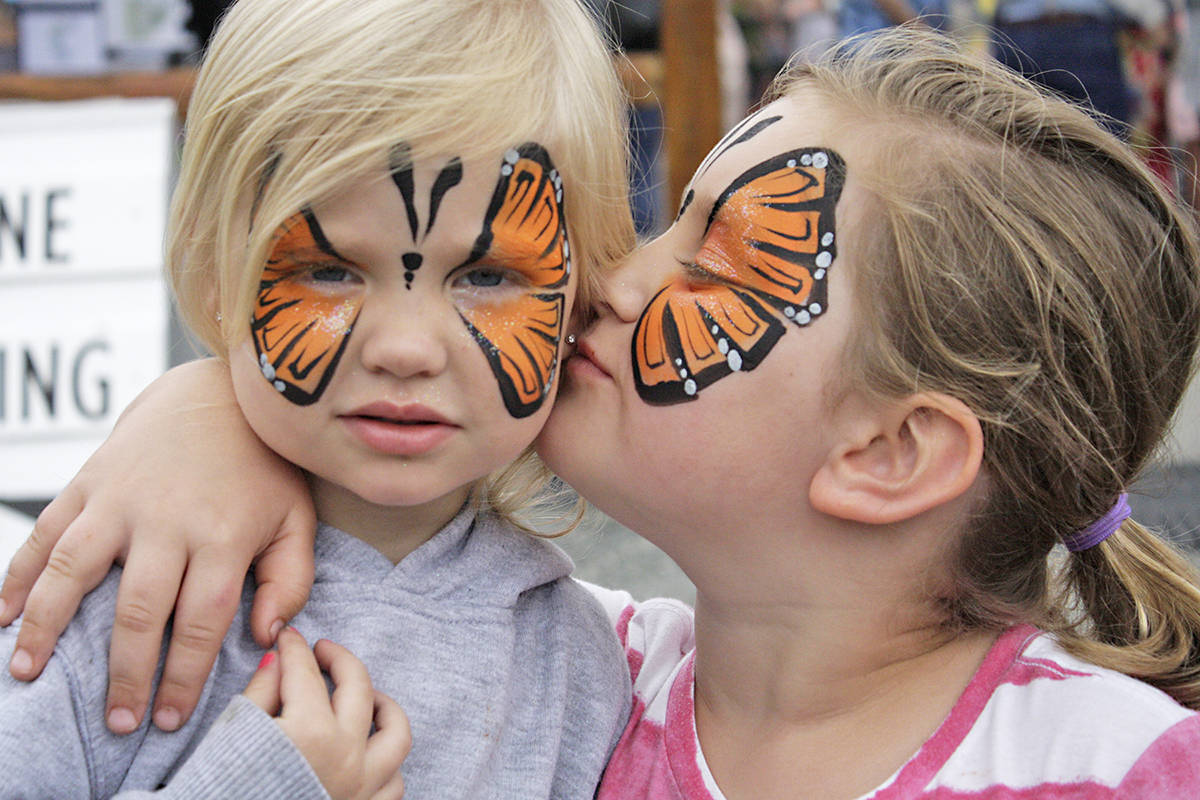 12636612_web1_180707-LAT-butterfly-release-sisters