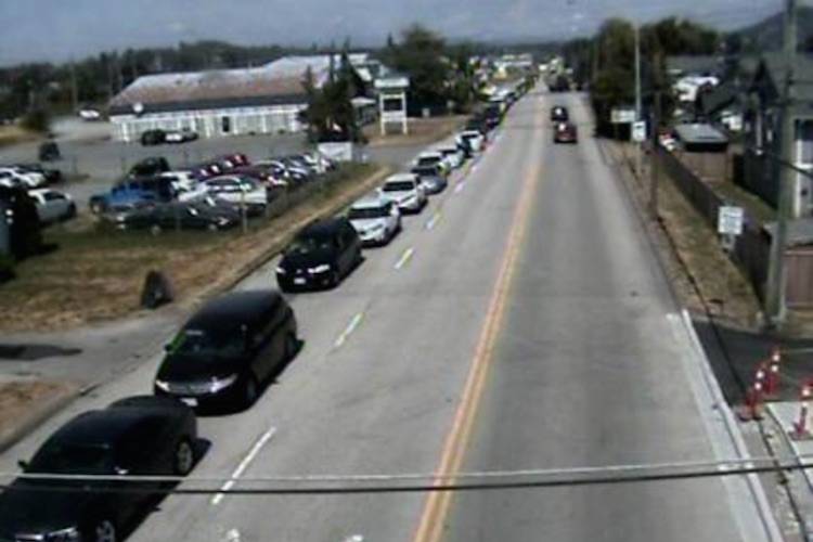 Abbotsford police report 13km lineup for Sumas border crossing