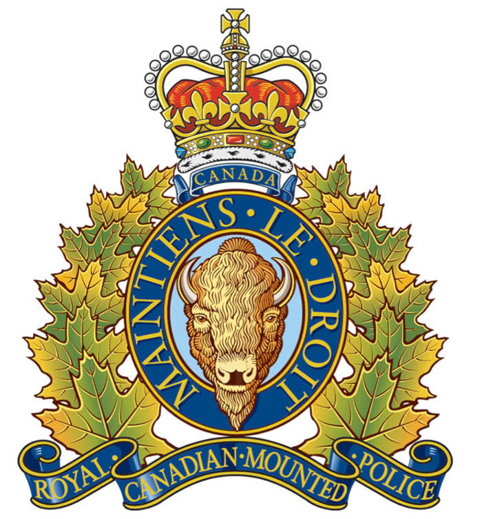 15765325_web1_RCMP-CREST