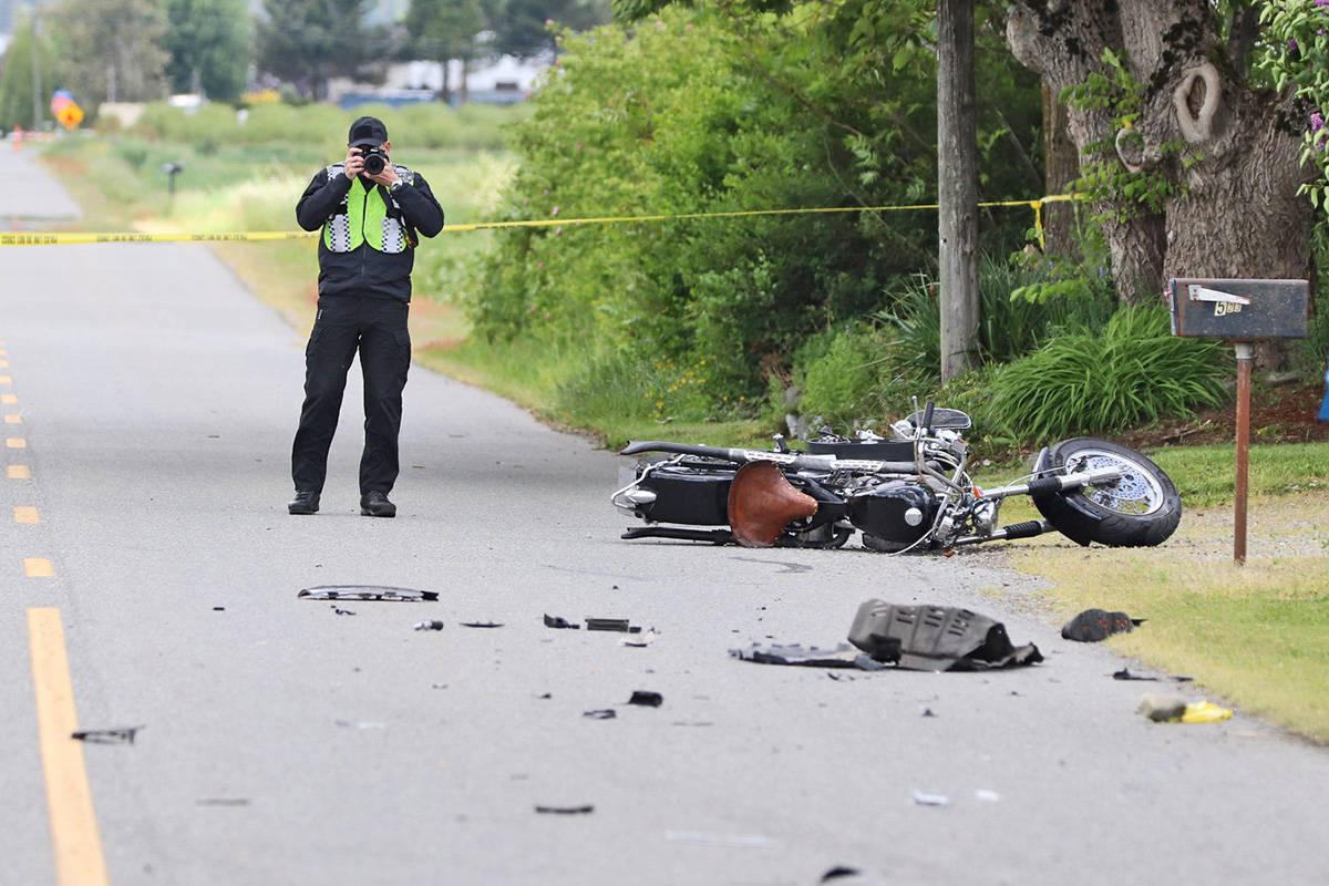 25209835_web1_210520-ABB-Fatal-motorcycle-crash_4