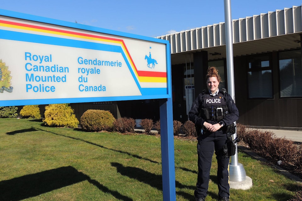 28384371_web1_220311-AHO-Cops-For-Cancer-Jenna-Moore_1