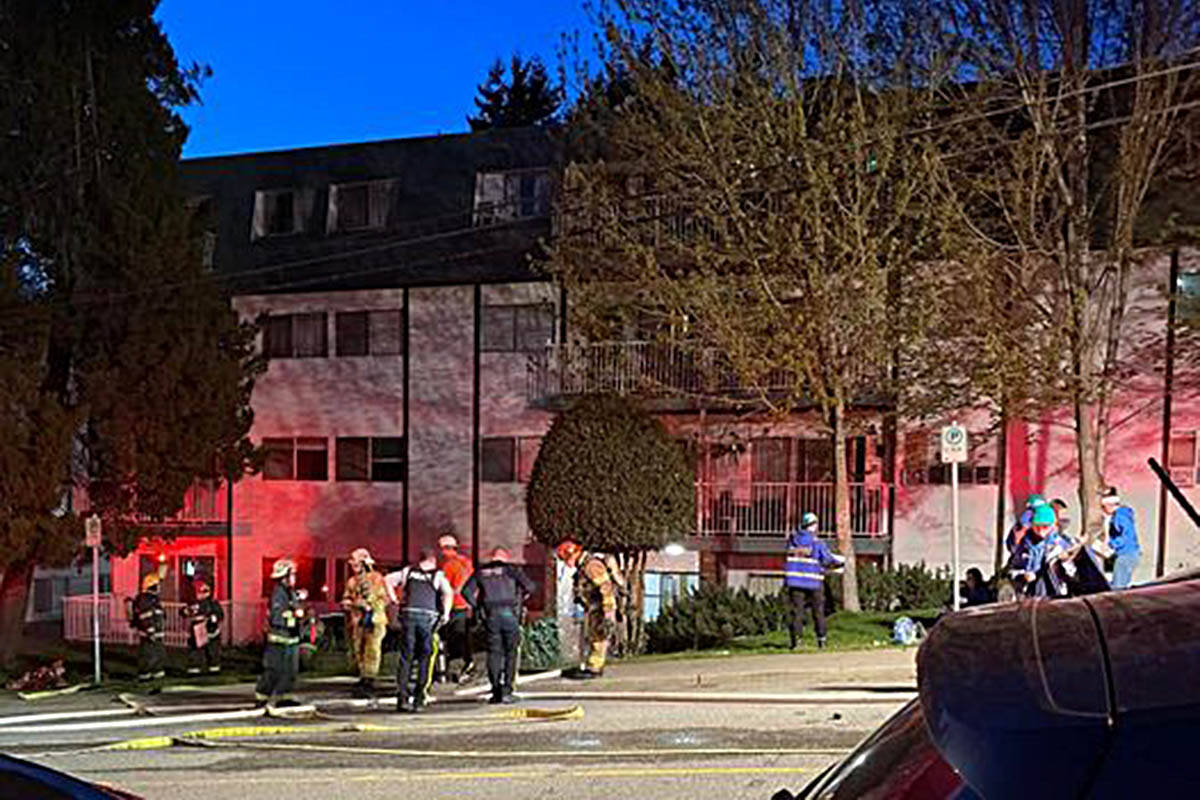 28951812_web1_220506-MCR-2nd-Ave-fire-2nd-ave-fire_3