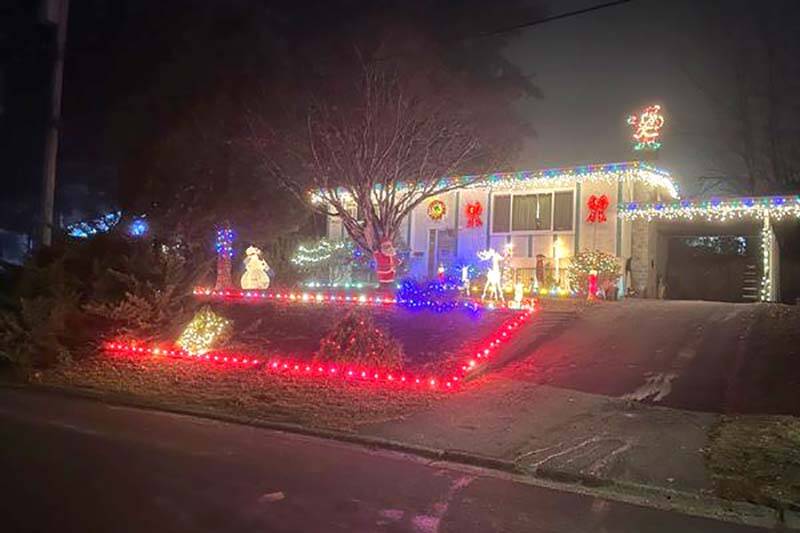 31146805_web1_221222-ABB-Christmas-lights-list_1