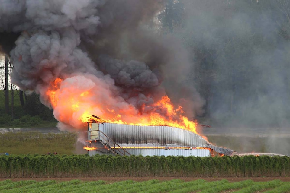 32577411_web1_copy_230504-ABB-Barn-fire_2