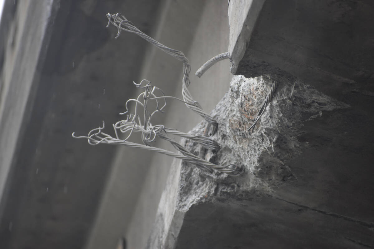 32585247_web1_230504-ABB-overpass-smash-4_1