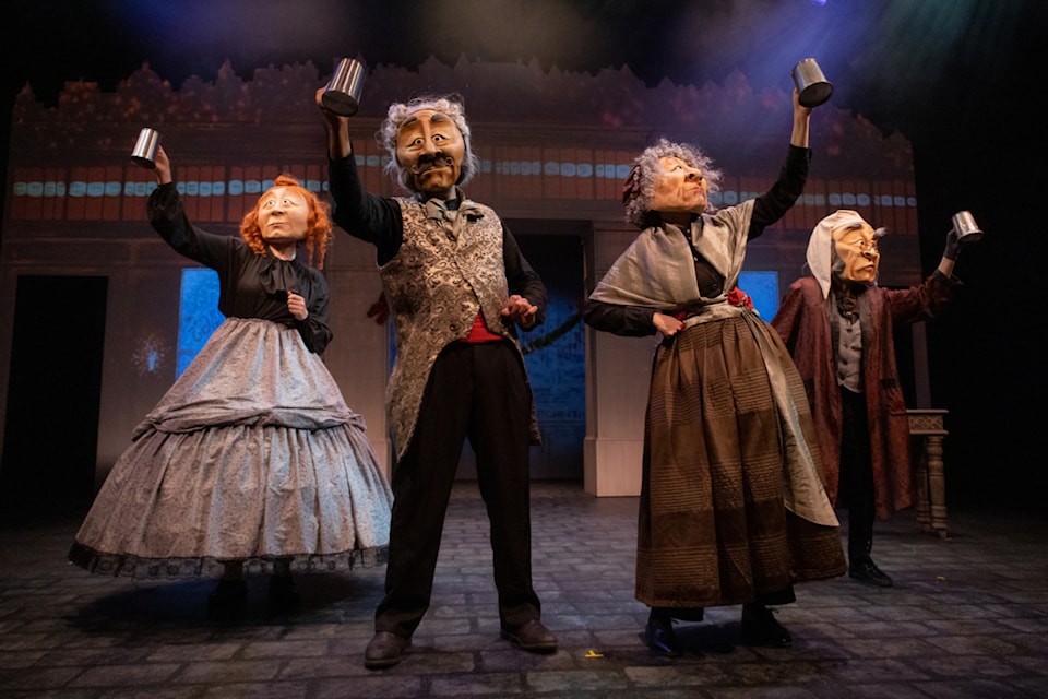 a-wonderheads-christmas-carol-10-photo-by-peter-pokorny-cropped