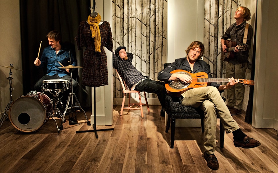 current-swell-photo-blue-heron-music