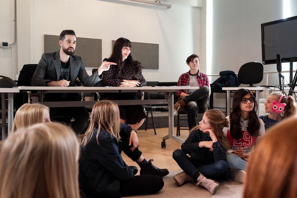 Julian LeBlanc, Athena Russell and students at the LeBlanc School of Acting.
