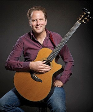 Brian Gore, founder of International Guitar Night, returns to UV