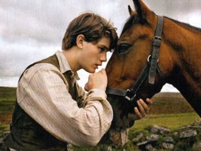 89476mondaymago-more-images-from-steven-spielberg-s-war-horse