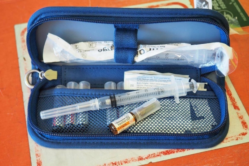 island-health-narcan