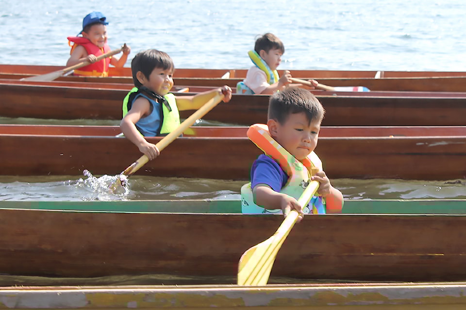 canoe-races-1
