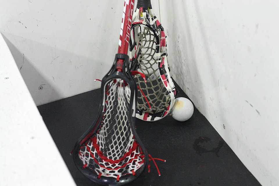 web1_lacrosse-stick-IMG_8425