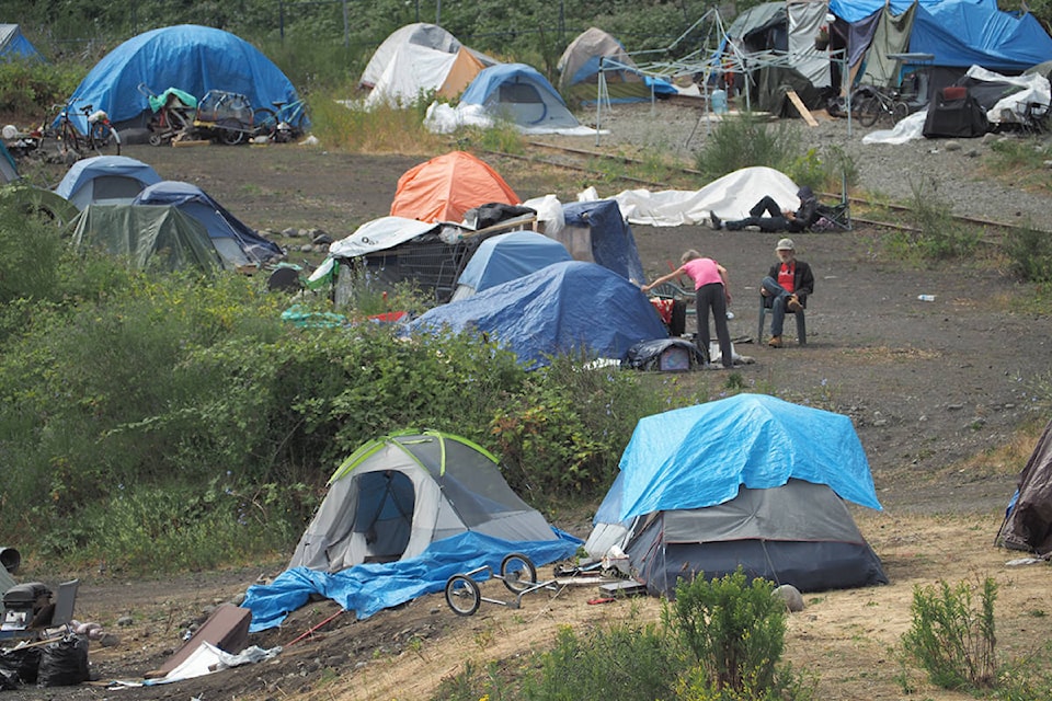 13125913_web1_180809-NBU-letters-tent-city-got-to-go_1