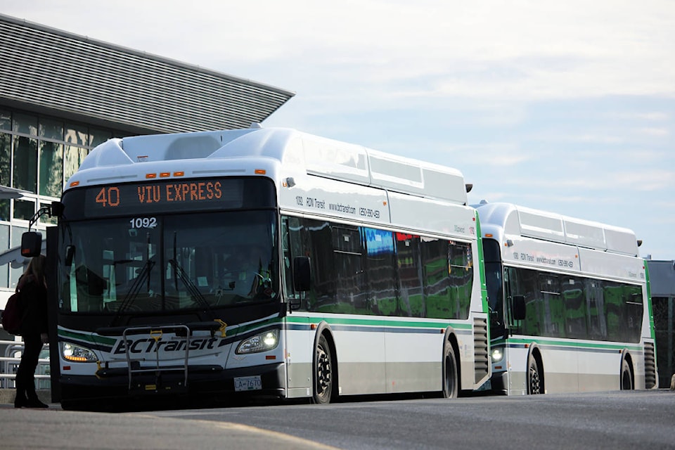 14427502_web1_BC-Transit-Bus-Nanaimo-6-Pescod